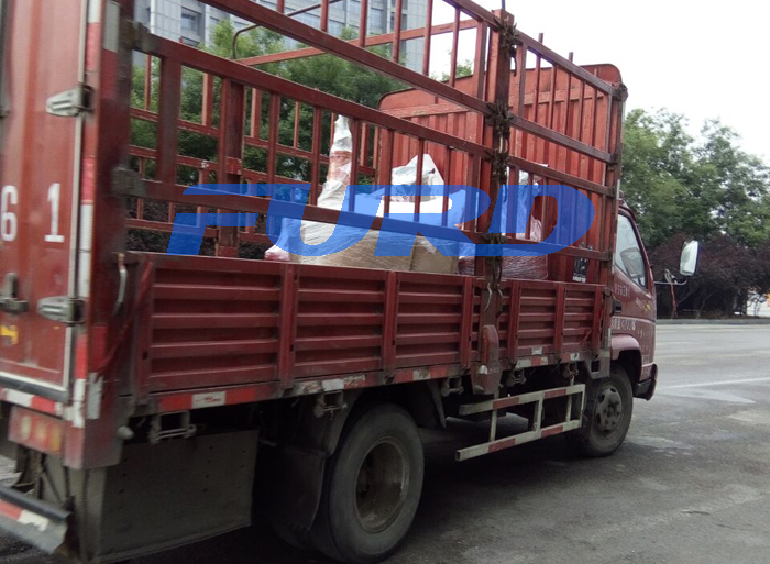 福瑞得機械手扶壓路機、二次結構澆筑機及時發貨