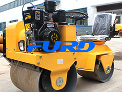 今天給大家分享關于座駕壓路機輪胎保養干貨！